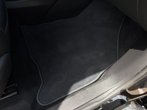 Used 2026 Chevrolet Traverse RS w/ LPO, Floor Liner Package FWD image 14