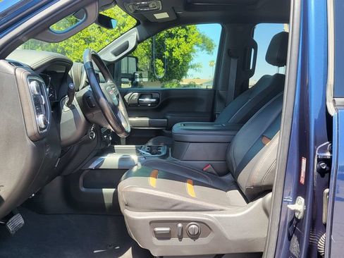 Used 2022 GMC Sierra 2500 AT4 w/ AT4 Premium Plus Package AWD/4WD image 25