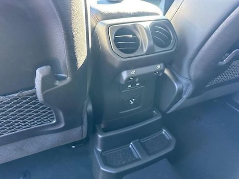 New 2026 Jeep Wrangler Unlimited Rubicon image 19