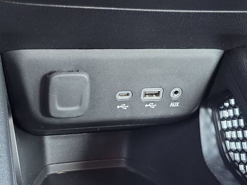 Used 2021 Chevrolet TrailBlazer LS FWD image 29