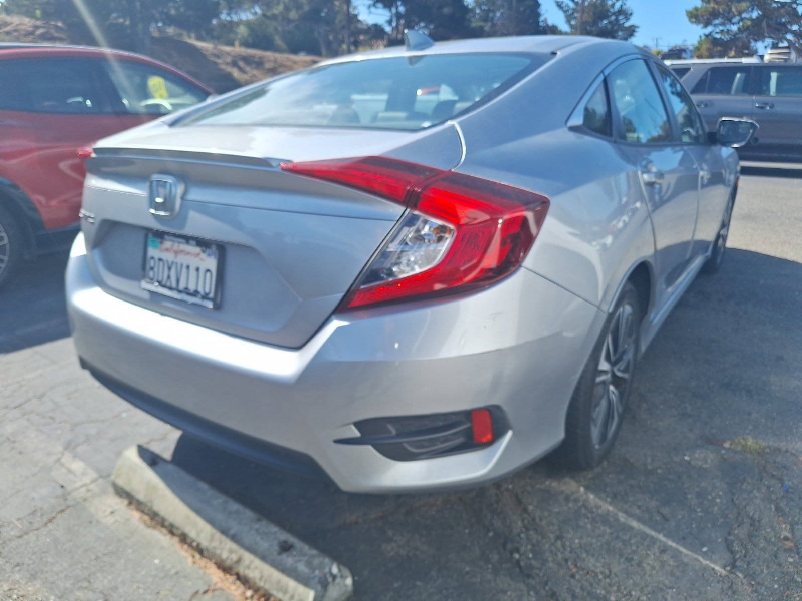 Used 2018 Honda Civic EX-L image 7