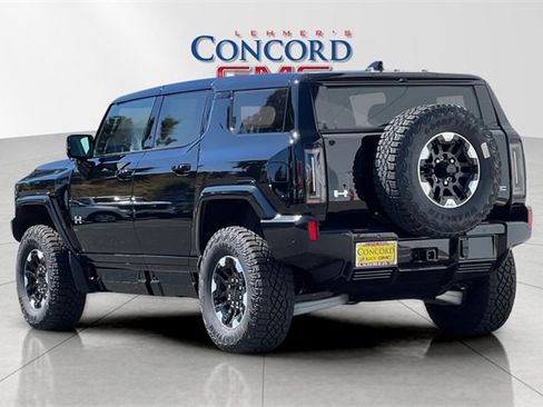 Used 2024 GMC Hummer EV 2X w/ Extreme Off-Road Package image 6