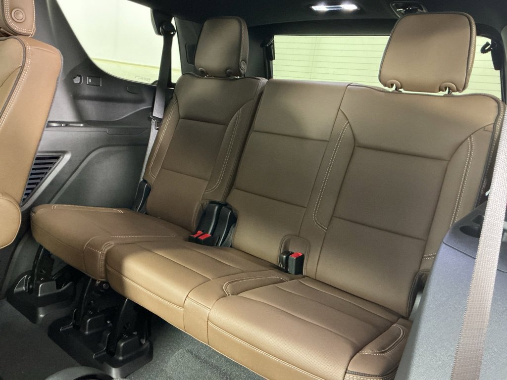 New 2027 Chevrolet Tahoe High Country w/ LPO, Dark Essentials Package AWD/4WD image 10
