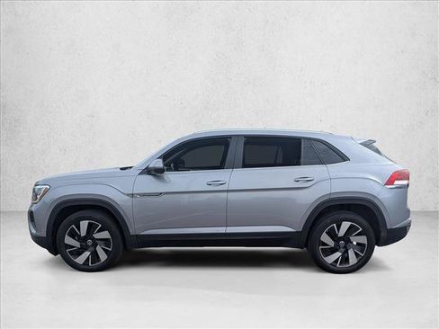 Used 2024 Volkswagen Atlas Cross Sport SE AWD/4WD image 8