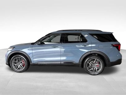 New 2026 Ford Explorer ST-Line w/ ST-Line Street Pack