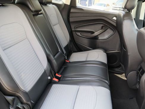 Used 2019 Ford Escape SE FWD image 26