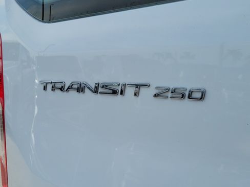 Used 2025 Ford Transit 250 Low Roof w/ Exterior Upgrade Package RWD image 29