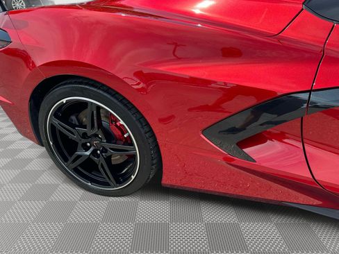 Used 2022 Chevrolet Corvette Stingray Preferred Conv w/ Z51 Performance Package RWD image 7