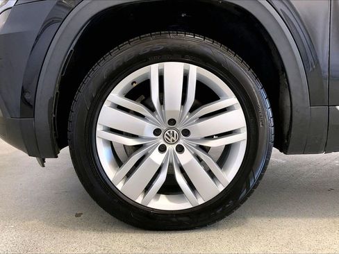 Used 2018 Volkswagen Atlas SEL Premium image 8