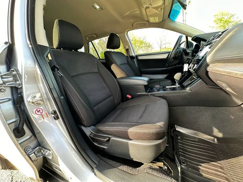 Used 2018 Subaru Outback 2.5i Premium AWD/4WD image 15