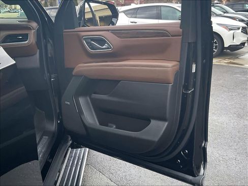 Used 2023 Chevrolet Tahoe High Country image 25