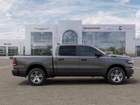New 2026 RAM 1500 Express RWD image 38