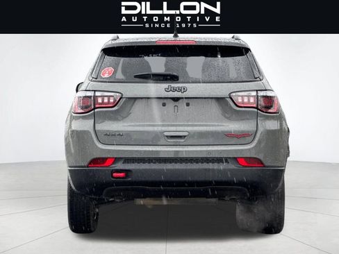Used 2024 Jeep Compass Trailhawk AWD/4WD image 5