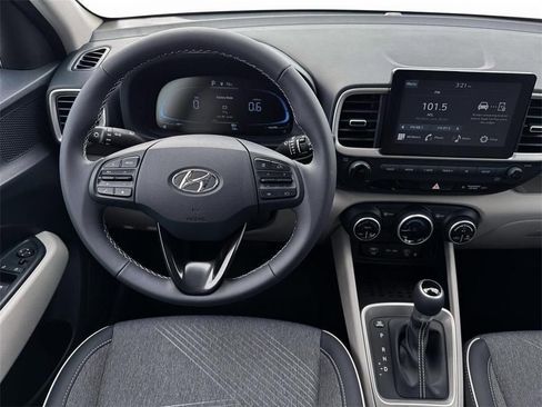 New 2026 Hyundai Venue SEL FWD image 17