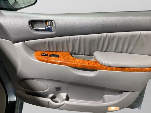 Used 2009 Toyota Sienna FWD image 26