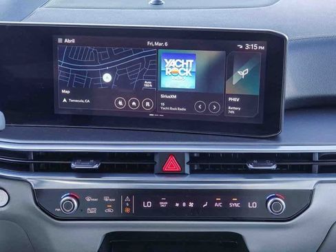 Certified 2025 Kia Sorento SX Prestige image 12