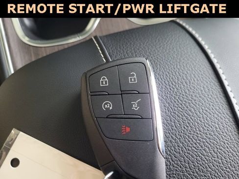 New 2026 GMC Acadia Denali w/ Super Cruise Package image 21