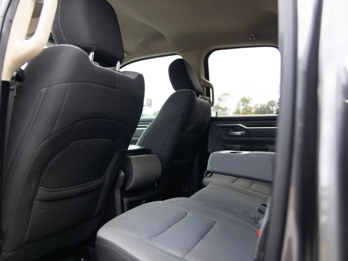 Used 2020 RAM 1500 Big Horn AWD/4WD image 25