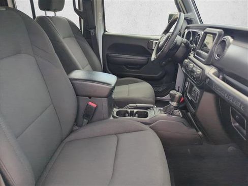 Used 2022 Jeep Wrangler Unlimited Sport AWD/4WD image 24