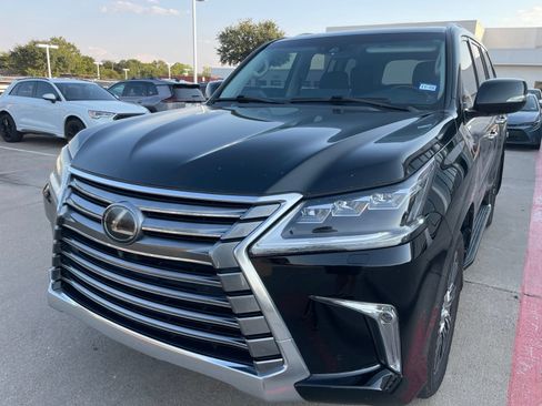 Used 2021 Lexus LX 570 4WD w/ Luxury Package image 5