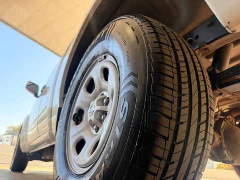 Used 2016 Nissan Frontier S image 21