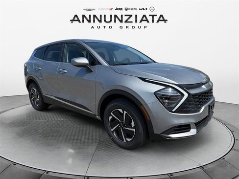 New 2025 Kia Sportage LX image 7