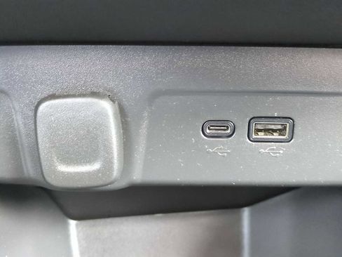 Used 2024 Chevrolet Trax LT w/ Driver Confidence Package image 20