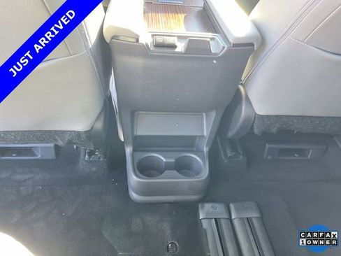 Used 2024 Toyota Sienna XLE image 17
