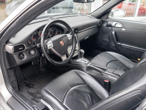 Used 2005 Porsche 911 Carrera image 8