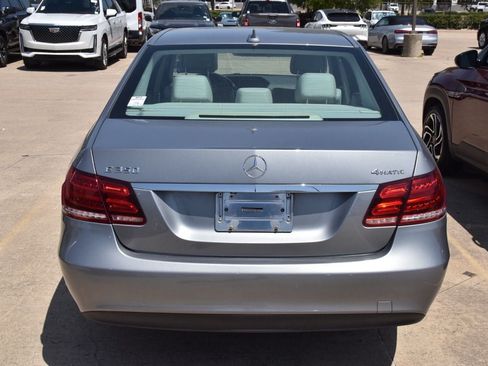 Used 2014 Mercedes-Benz E 350 4MATIC Sedan image 6