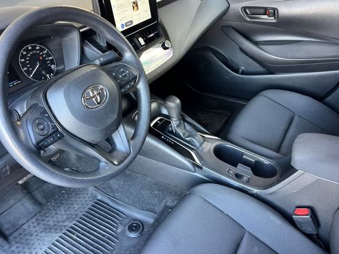 Used 2023 Toyota Corolla LE image 14