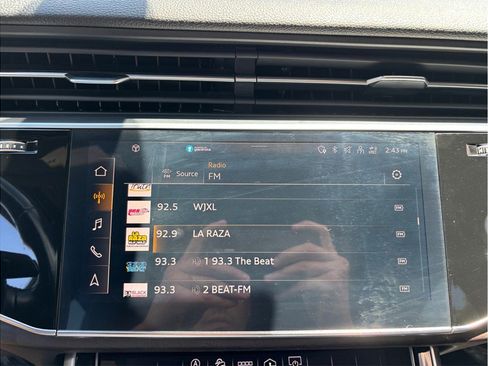 Used 2021 Audi Q7 3.0T Premium w/ Convenience Package AWD/4WD image 28