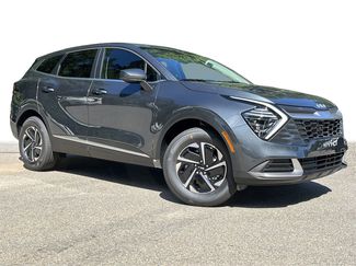 New 2025 Kia Sportage LX video 2