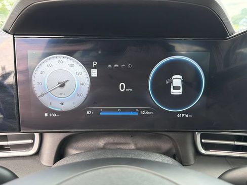 Used 2024 Hyundai Elantra SEL FWD image 26