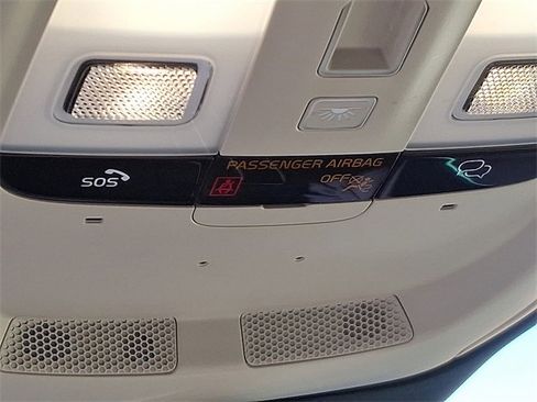 Used 2025 Volvo XC60 B5 Core image 26