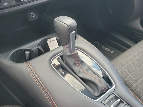 Used 2025 Honda HR-V Sport image 25