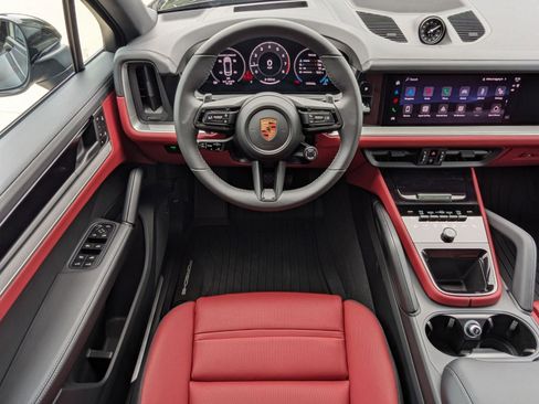 New 2026 Porsche Cayenne Coupe AWD/4WD image 15