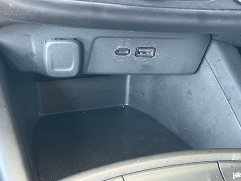 Used 2024 Chevrolet Trax RS w/ Driver Confidence Package FWD image 28
