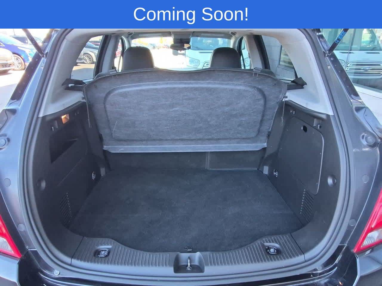 Used 2019 Chevrolet Trax LT w/ LT Convenience Package AWD/4WD image 32