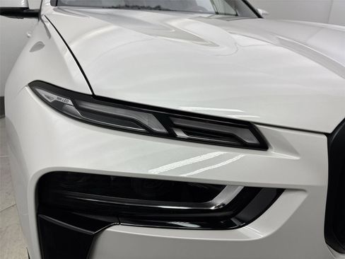 New 2026 BMW X7 xDrive40i w/ M Sport Package image 18