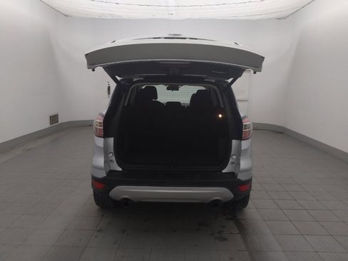 Used 2017 Ford Escape SE w/ Equipment Group 201A FWD image 29
