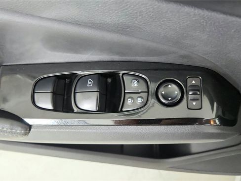 Used 2023 Nissan Altima 2.5 SV FWD image 10