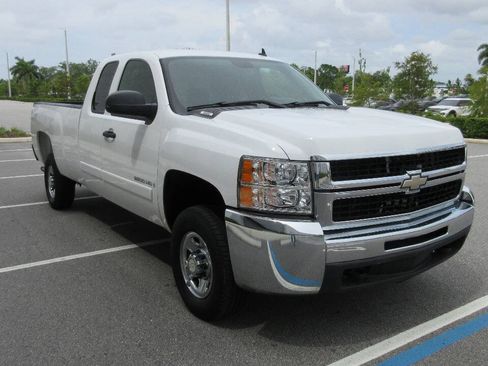 Used 2007 Chevrolet Silverado 2500 LT RWD image 7