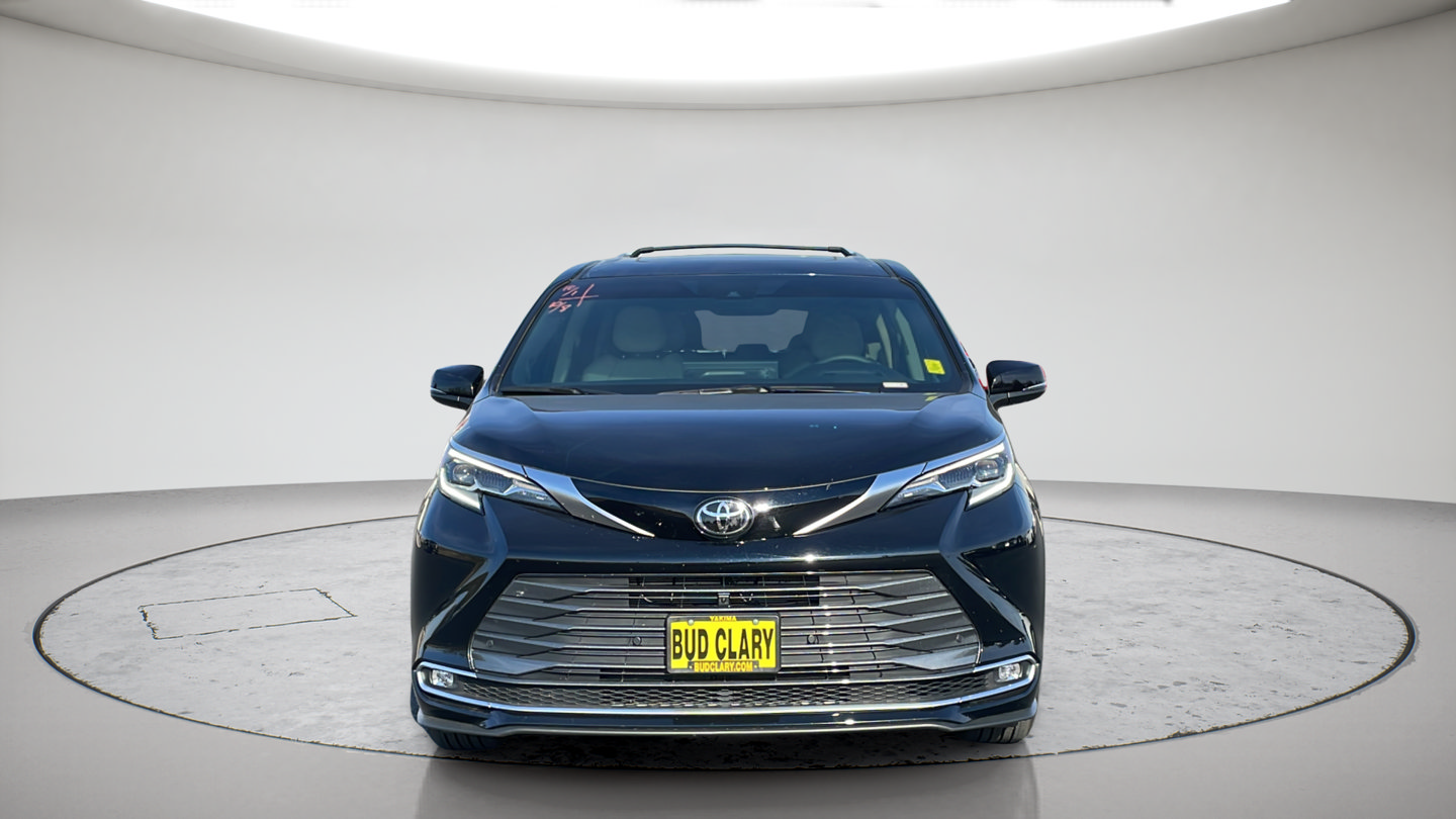 Certified 2026 Toyota Sienna Platinum AWD/4WD image 2