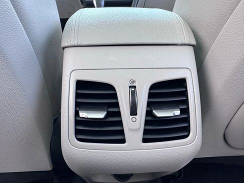 Used 2019 Hyundai Sonata Limited w/ Ultimate Package 04 image 30