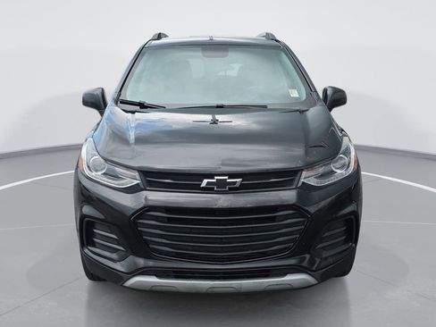 Used 2020 Chevrolet Trax LT w/ Sun & Sound Package AWD/4WD image 10