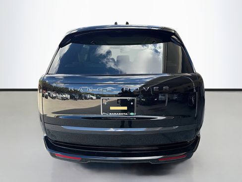 New 2026 Land Rover Range Rover Long Wheelbase SE image 4