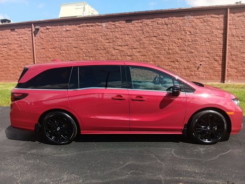 Used 2025 Honda Odyssey Sport-L image 7