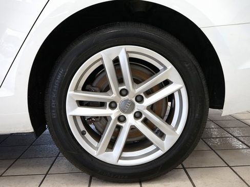 Used 2017 Audi A4 2.0T Premium image 53