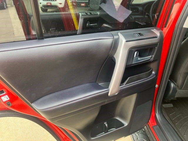 Used 2022 Toyota 4Runner SR5 Premium AWD/4WD image 23